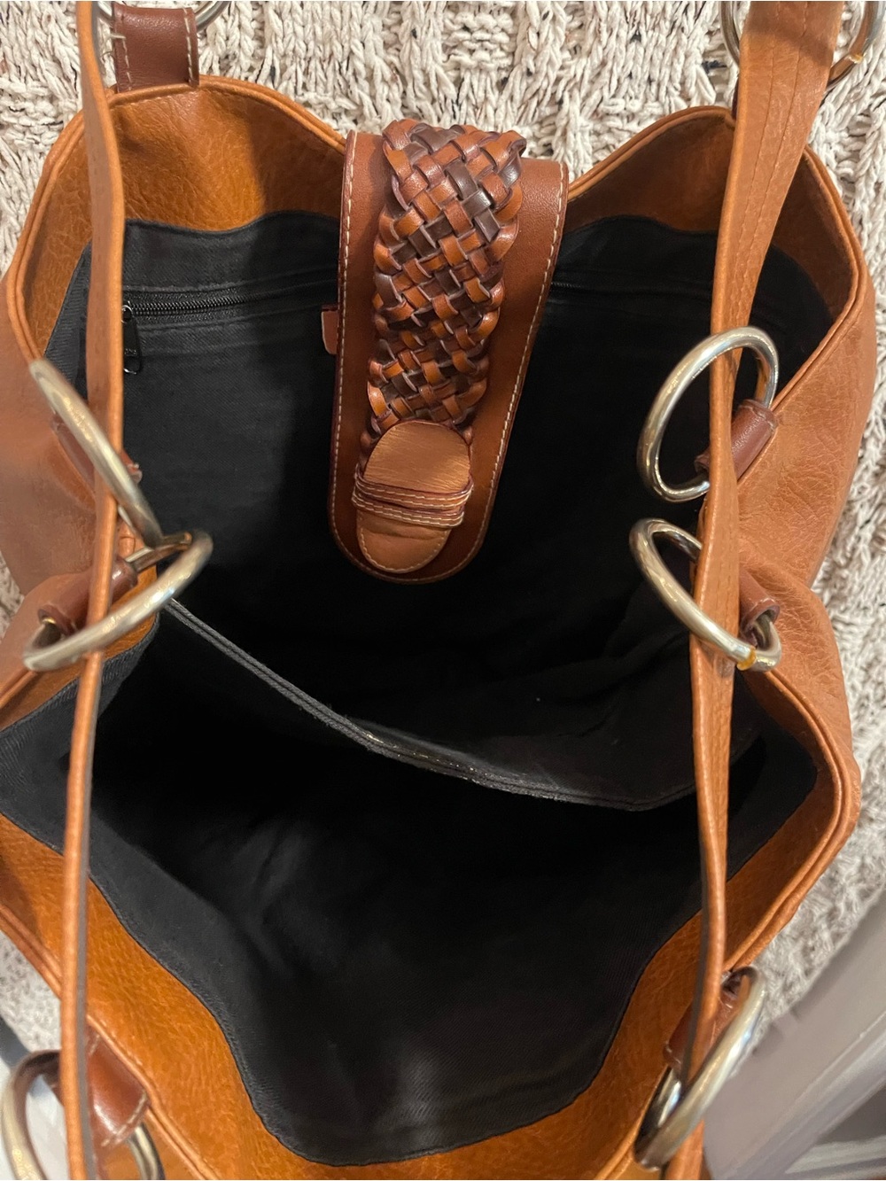 Classic Brown Leather Shoulder Bag - Picture 6 of 9